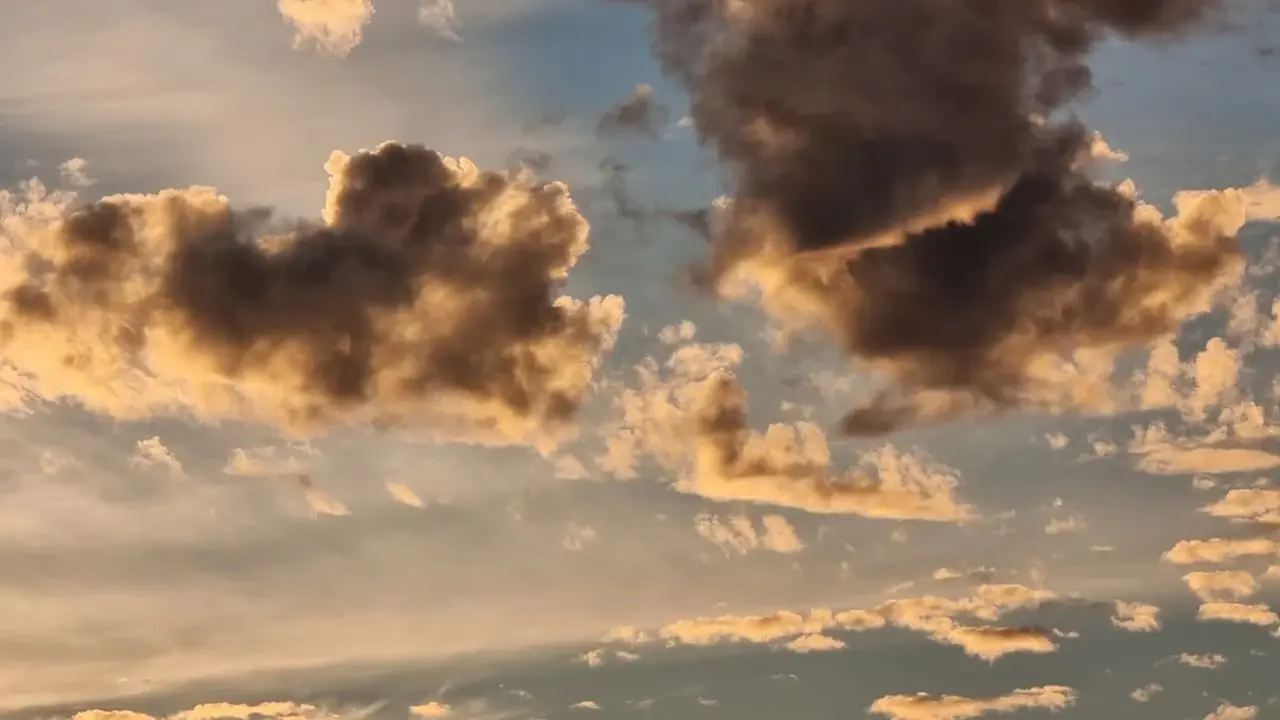 زخات رعدية وثلوج مرتقبة في عدة مناطق مغربية خلال طقس يوم السبت